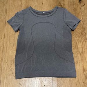 Lululemon Swiftly tech size 6!